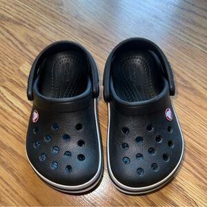 Toddler Crocs Size 6